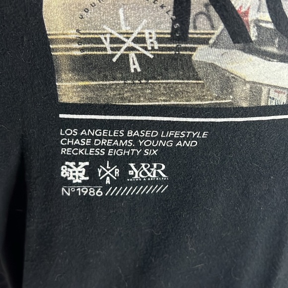 Young and Reckless graphic T - Picture 2 of 2